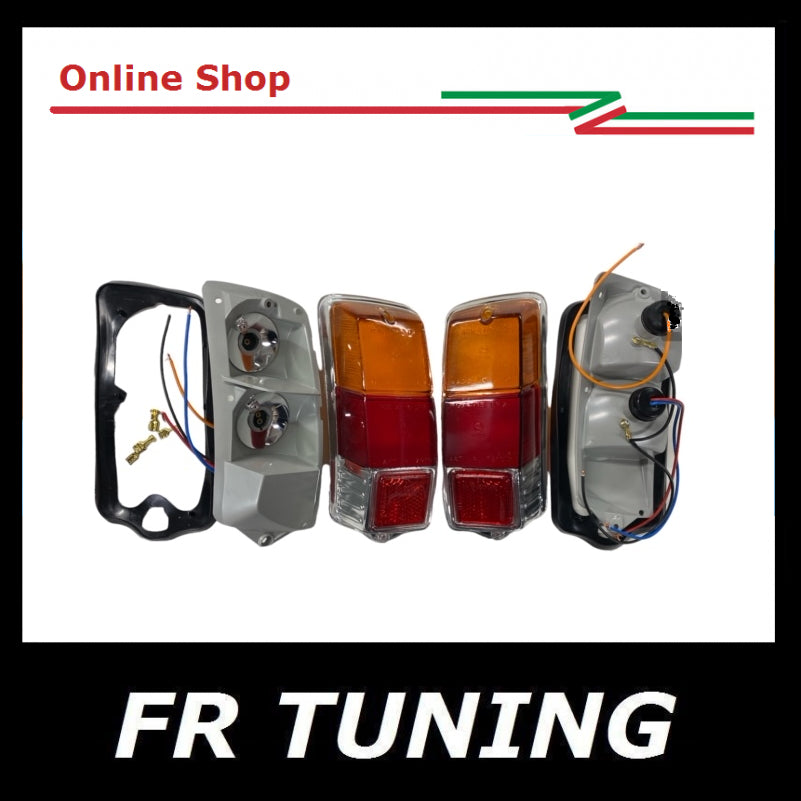 COPPIA PLASTICHE FANALI POSTERIORI MOD. LISCIO CON SPINOTTI E CABLAGGIO ALTA QUALITA' FIAT 500 F/R
